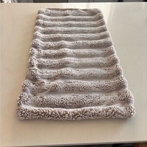 UGG gray soft pillow case